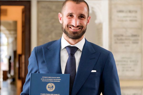 از پزشکی تا مهندسی؛ تحصیلات عالی در میان فوتبالیستهای مطرح جهان