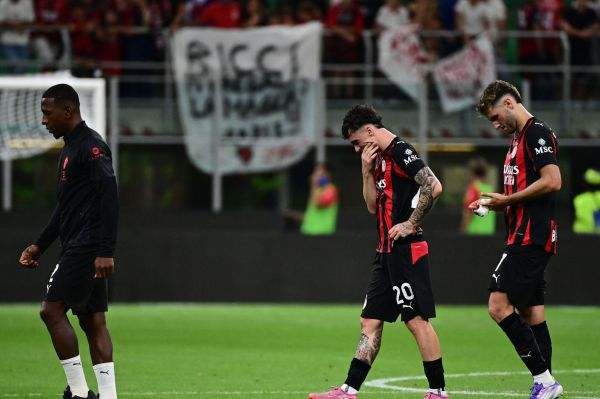 مهاجم میلان در سن سیرو باقی خواهد ماند