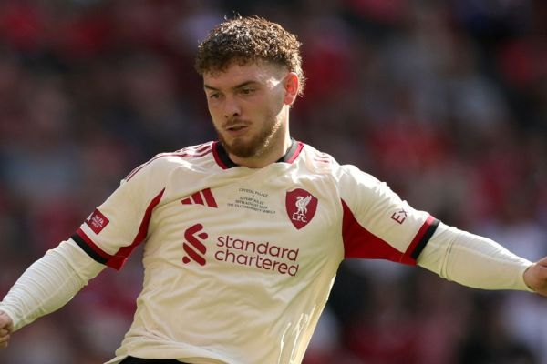  ستاره جوان لیورپول در این تیم ماندنی شد