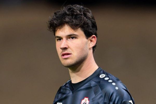  دروازه‌بان مدنظر منچستریونایتد با گالاتاسرای مذاکره کرد