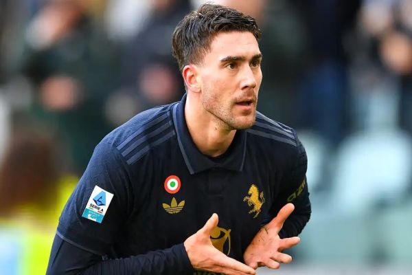 ولاهوویچ در یوونتوس ماندنی شد