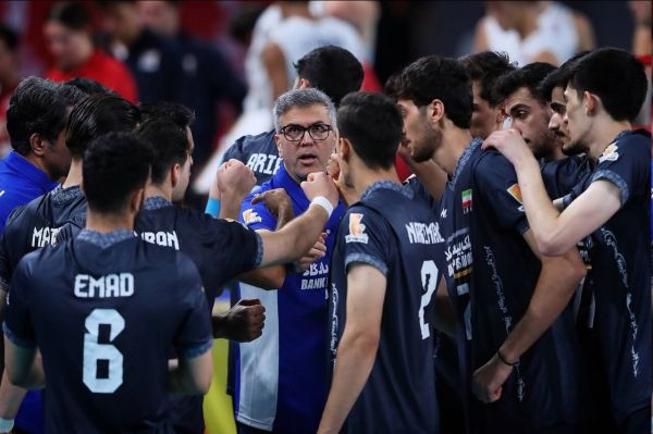  مومنی‌مقدم  می‌خواهیم با کسب جام، مردم را خوشحال کنیم