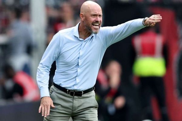  تن هاخ در تیم جدیدش هم پشت بازیکنانش را خالی می‌کند