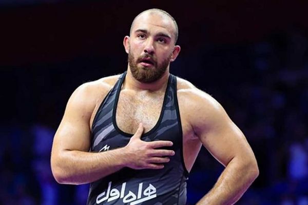  امیر حسین زارع برای پتریاشویلی کری خواند