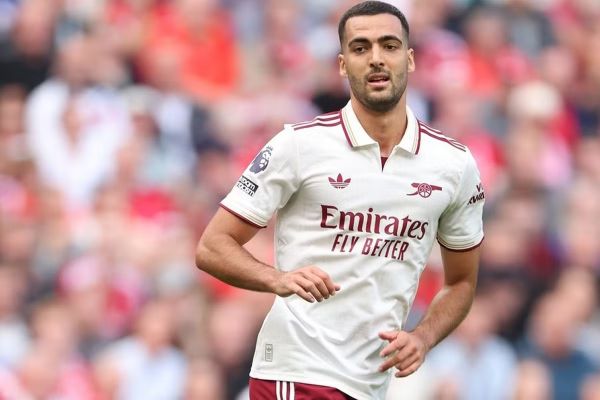  امیدواری ستاره آرسنال به قهرمانی، علی‌رغم شکست برابر لیورپول