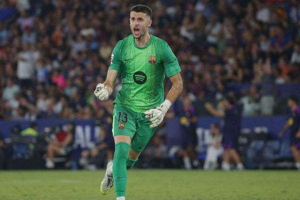  اسطوره والنسیا درباره ستاره بارسلونا  او آینده اسپانیا است