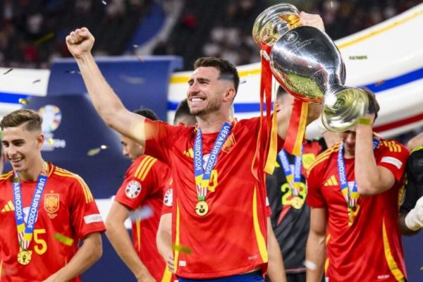  غیر رسمی  بازگشت ستاره سابق منچسترسیتی به لالیگا