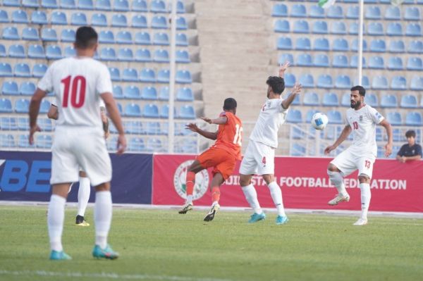  سوال روز  آیا خستگی ملی‌پوشان بعد از دو بازی در لیگ برتر منطقی است