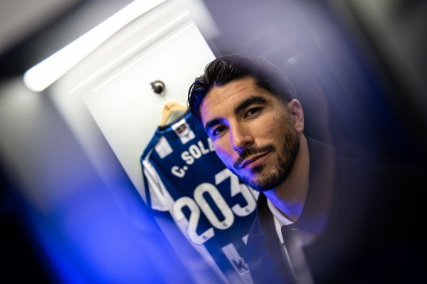 رسمی کارلوس سولر به رئال سوسیه داد پیوست