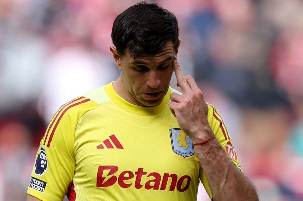  امیلیانو مارتینز و چشم‌هایی که به در خشک شد