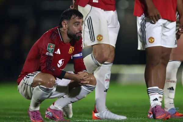  سکوت منچستریونایتد در برابر قانون‌شکنی گریمزبی