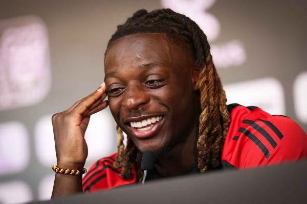 نظر وینگر بلژیکی راجع به شروع ضعیف منچسترسیتی