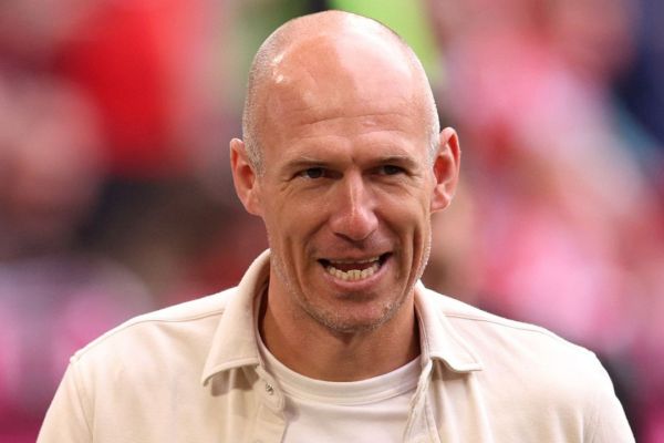  پس از ابراهیموویچ، آرین روبن هم رشته ورزشی خود را تغییر داد