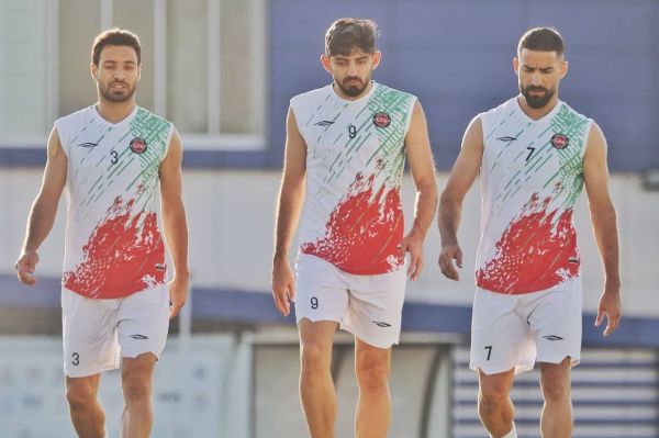 سه ملیپوش سابق در تمرین تراکتور