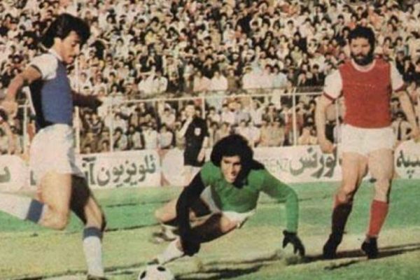 ادعای جدید و عجیب خیابانی درباره دربی سال 52 فیلم بازی دست محمود قربانی است