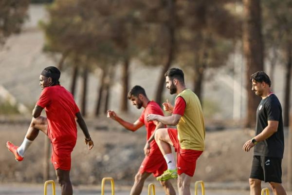 برنامه ویژه فوتبال درون تیمی با دستورات سرمربی