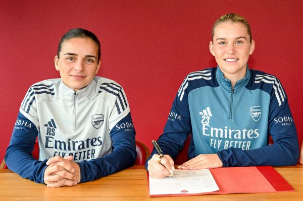 رسمی قرارداد فوق ستاره زنان آرسنال تمدید شد