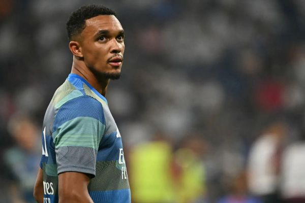 چه زمانی انتقال آرنولد از لیورپول به رئال مادرید قطعی شد