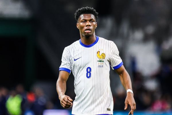  درخشش اورلین شوامنی مقابل اوکراین