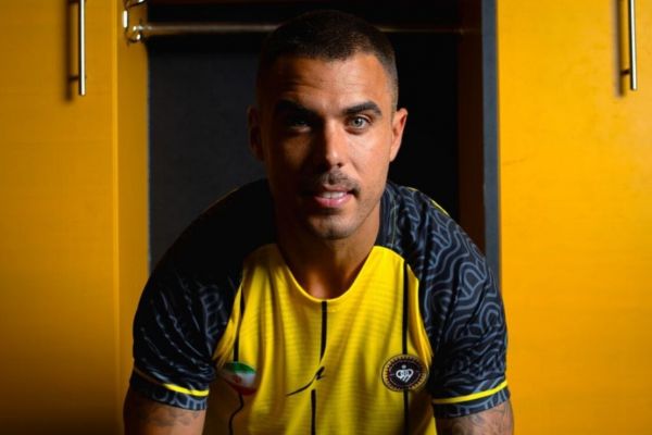  سپاهان  تراکتور فسخ آلوز را پذیرفته است