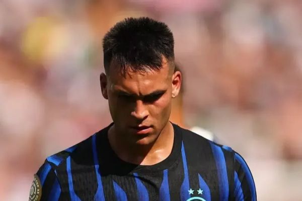 مهاجمی که خودش را یکی از پنج تای برتر دنیا میداند