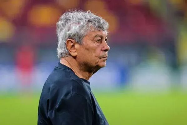  رونمایی از پیرترین سرمربی تاریخ فوتبال ملی