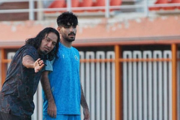  مس کرمان فرزند سرمربی اش را جذب کرد