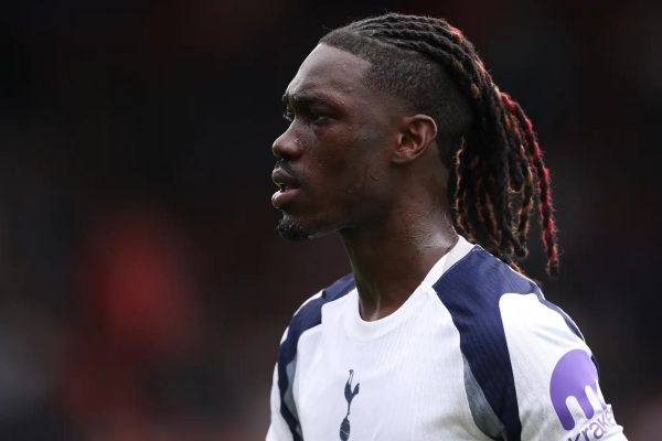 مشکلات شخصی و انصراف فنرباغچه از جذب ستاره تاتنهام