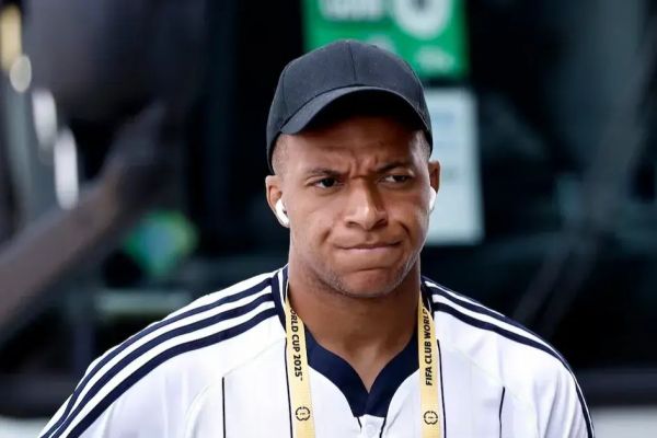  واکنش امباپه به احتمال رسیدن توپ طلا به یامال