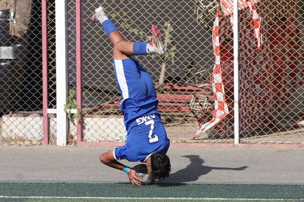  عکس روز؛ تکثیر نادر محمدی در فوتبال پایه و دربی جوانان