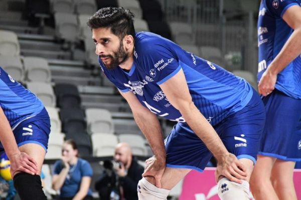  عبادی‌پور کاپیتان تیم نوروید شد