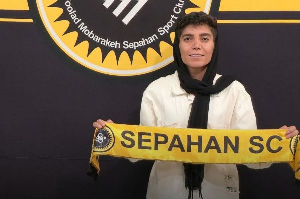  تمدید یک ساله میترا نظری با سپاهان