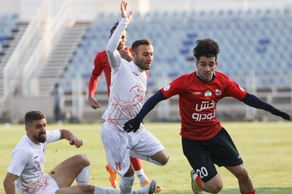  تراکتور و مس سونگون خانه به دوش شدند