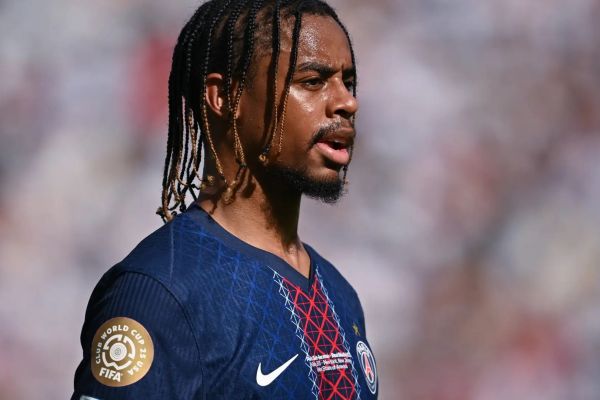  تلاش پاری سن ژرمن برای حفظ ستاره محبوب فرانسوی