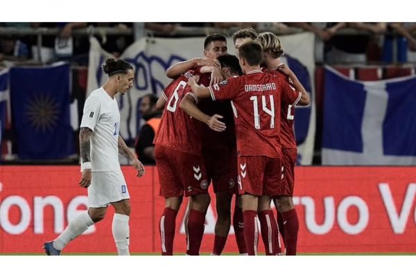 پیروزی قاطع دانمارک در مقدماتی جام جهانی در خانه حریف