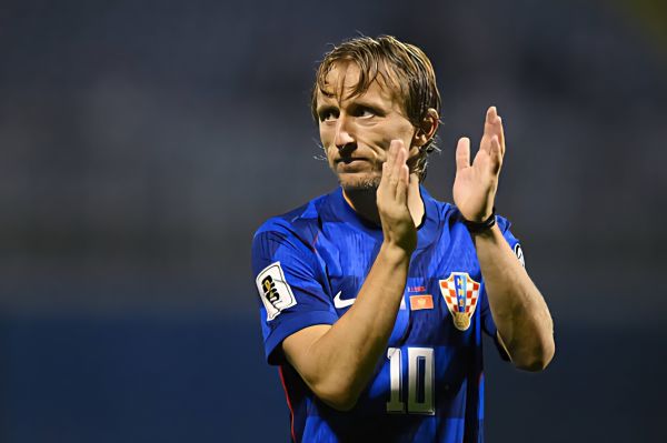 نمایش بینقص مودریچ برابر مونته نگرو