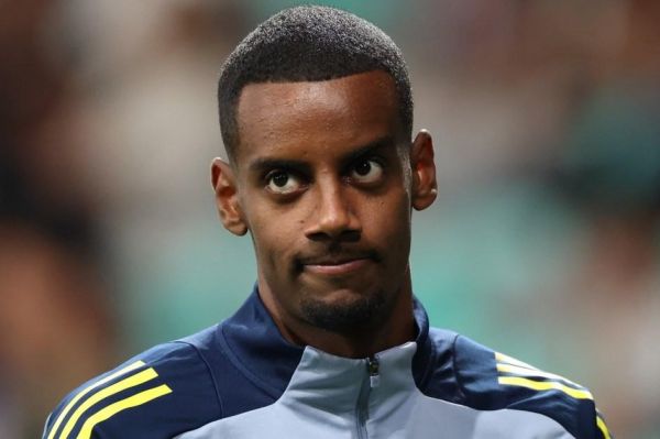  چرا ستاره جدید لیورپول برای سوئد بازی نکرد