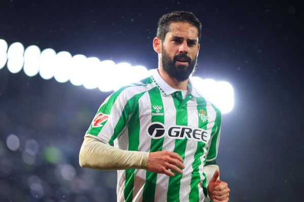 ایسکو در آستانه تمدید قرارداد خود با چاشنی افزایش حقوق