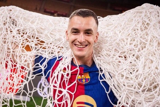 جانشین دی یونگ و گاوی در ترکیب بارسلونا مشخص شد