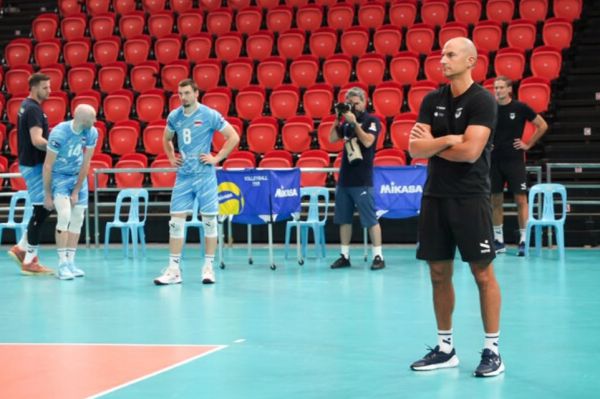 سرمربی والیبال اسلوونی در مورد پیاتزا چه گفت