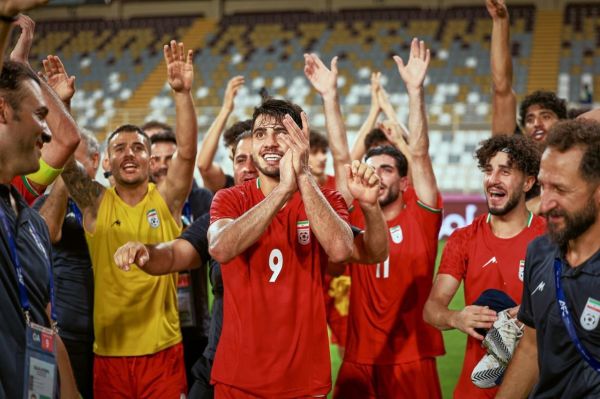  سحرخیزان، سرجوخه خط آتش تیم امید