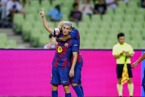 ادعای سرمربی اسپانیا؛ ستاره بارسلونا باید جراحی کند