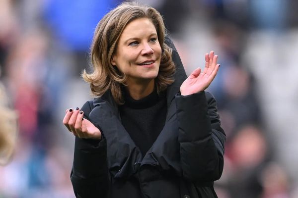  واکنش احساسی مدیر سابق نیوکاسل به پیام یک هوادار