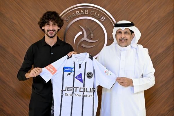  رسمی  هافبک میلان به الشباب عربستان پیوست