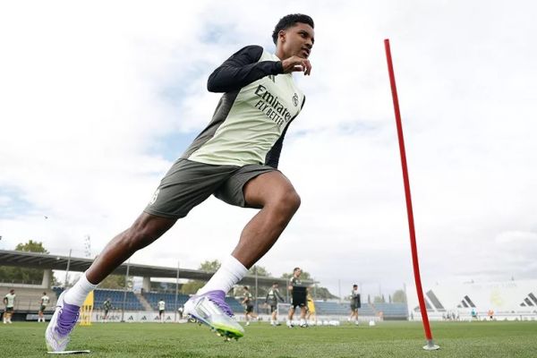 احتمال پیوستن ستاره رئال مادرید به منچسترسیتی در زمستان