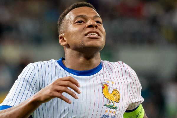 امباپه ازدواج نه، اولویتم فوتبال است