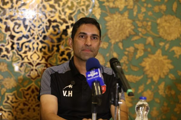 اعلام زمان نشست خبری سرمربیان پرسپولیس و فولاد