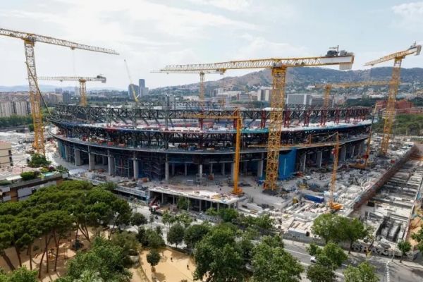  ناراحتی بارسلونا از تفاوت رفتار لالیگا با رئال مادرید