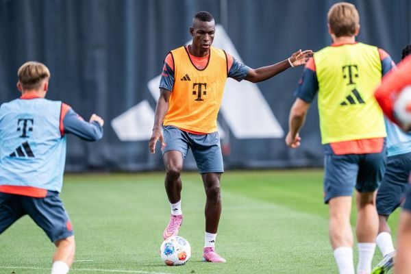  عکس؛ اولین حضور مهاجم جدید بایرن مونیخ در تمرینات این تیم