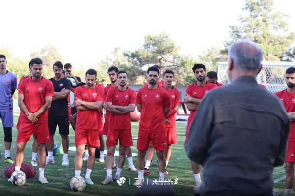  تمرین سرخپوشان در حضور میهمانان ویژه